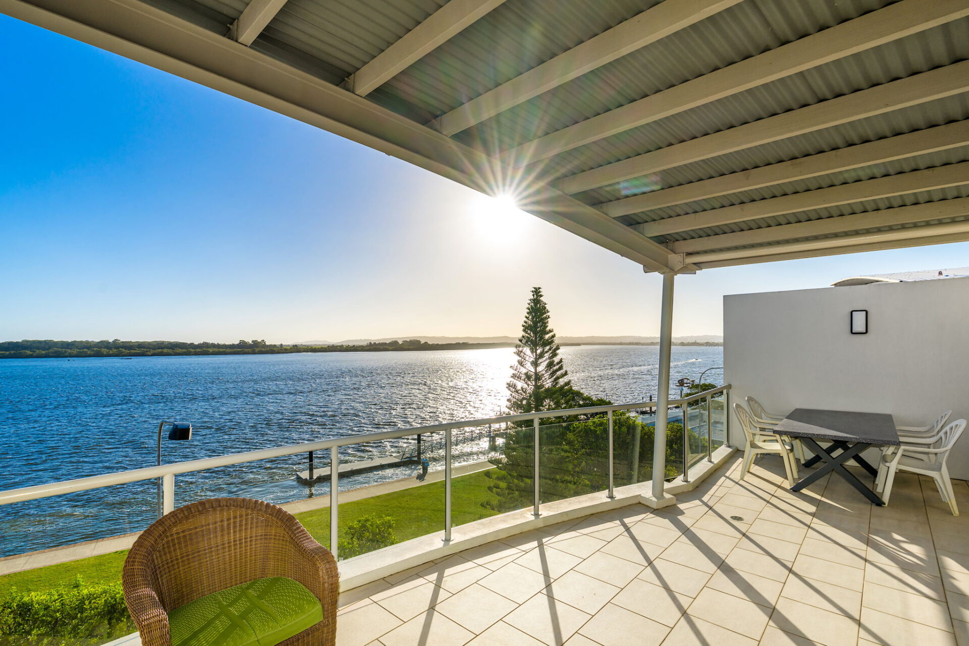Facilities - Riverside Apartments & Hotel - Luxury Rentals Riverside With Assigned Winding Views