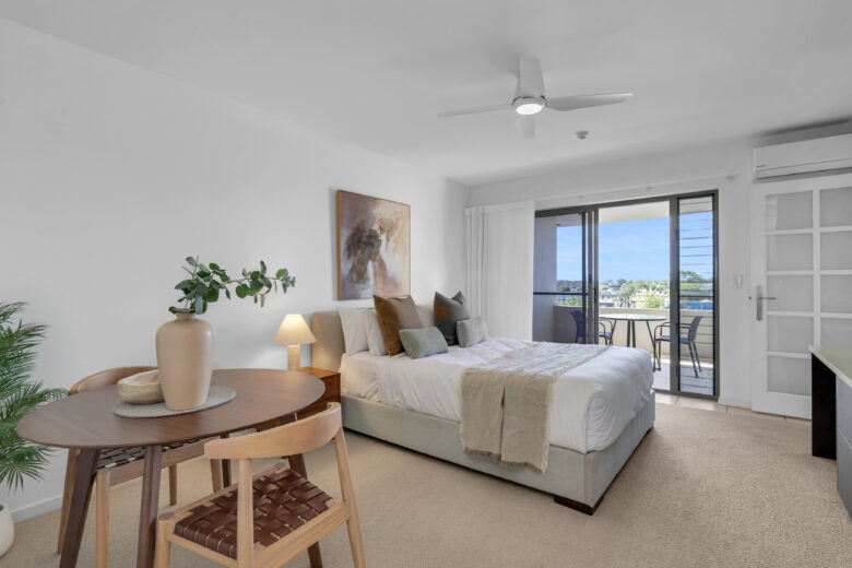 hotel room in ballina