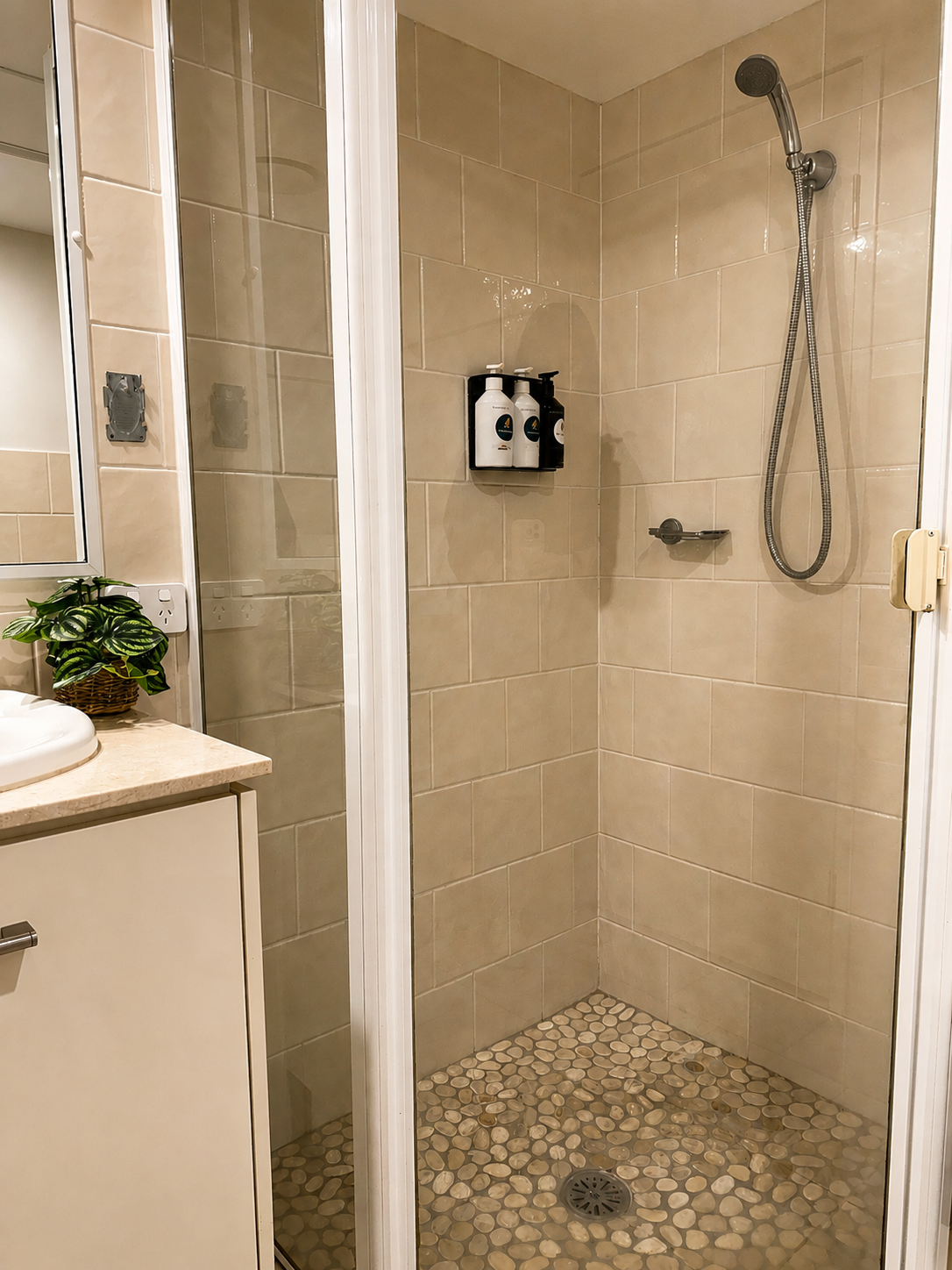 SHOWER