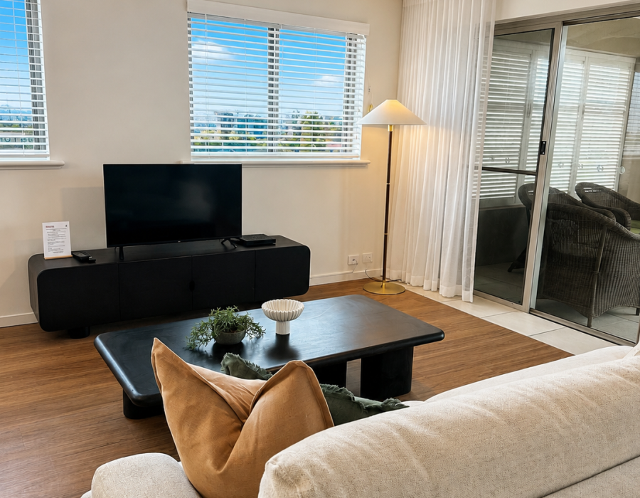 LOUNGE ROOM 3